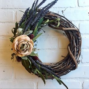 12” Handmade Grapevine Wreath
